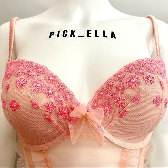 34D Vs Victoria’s Secret Ruffled Floral rhinestones Apron lace satin peach/pink - Picture 4 of 14